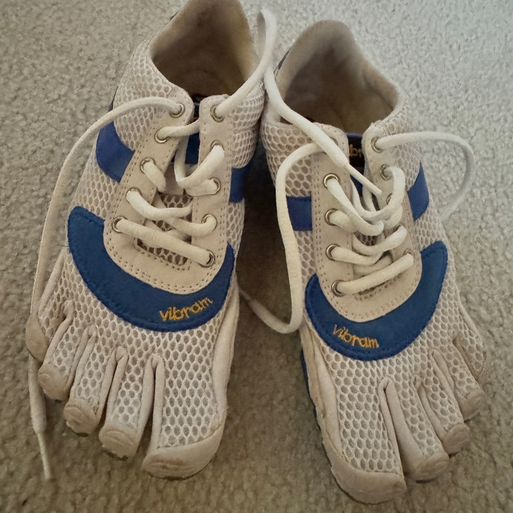 Vibram FiveFingers Mesh Toe Shoes - White and Blue